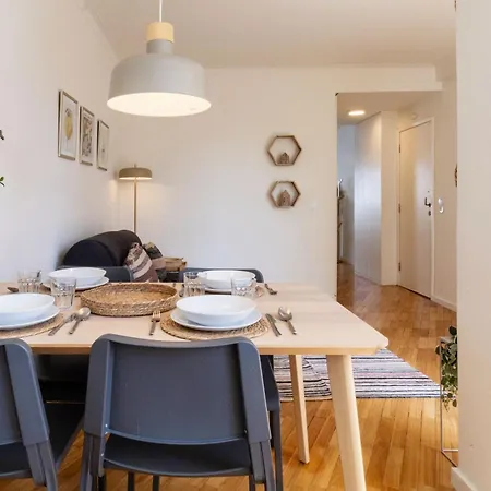 Bflat Portotownhouse By Lovelystay Apartament Porto